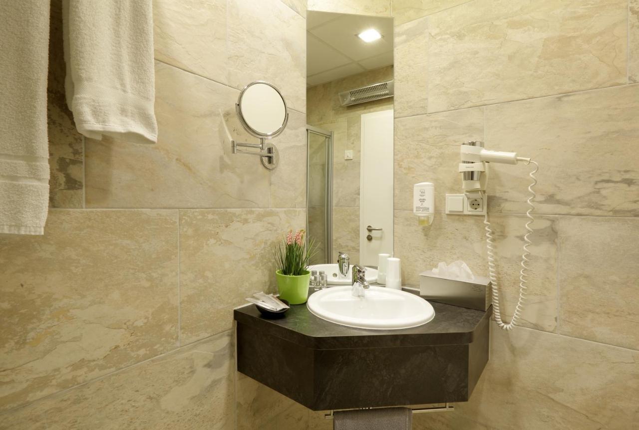 Grunder Gaestehaus Limbach  Екстер'єр фото